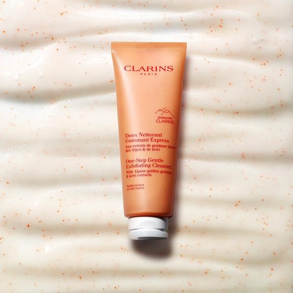 Clarins One-Step Gentle Exfoliating Cleanser #3