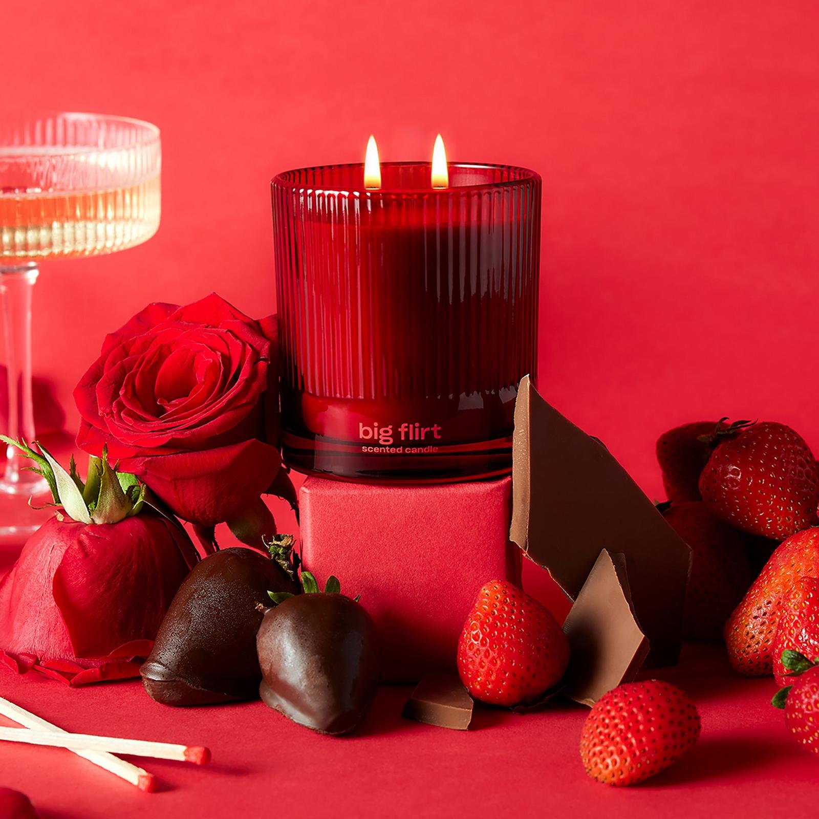 Big Flirt Scented Candle