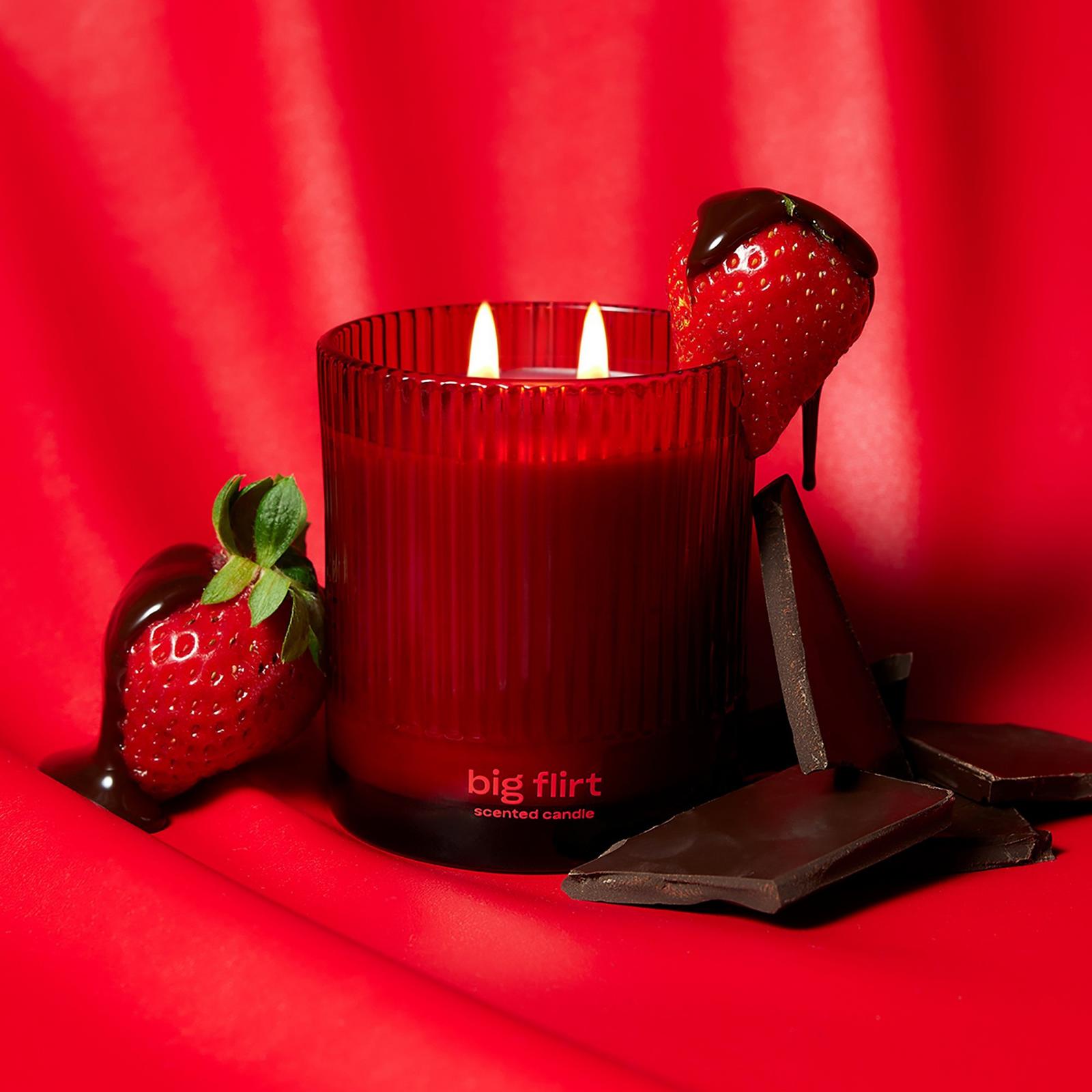 Big Flirt Scented Candle