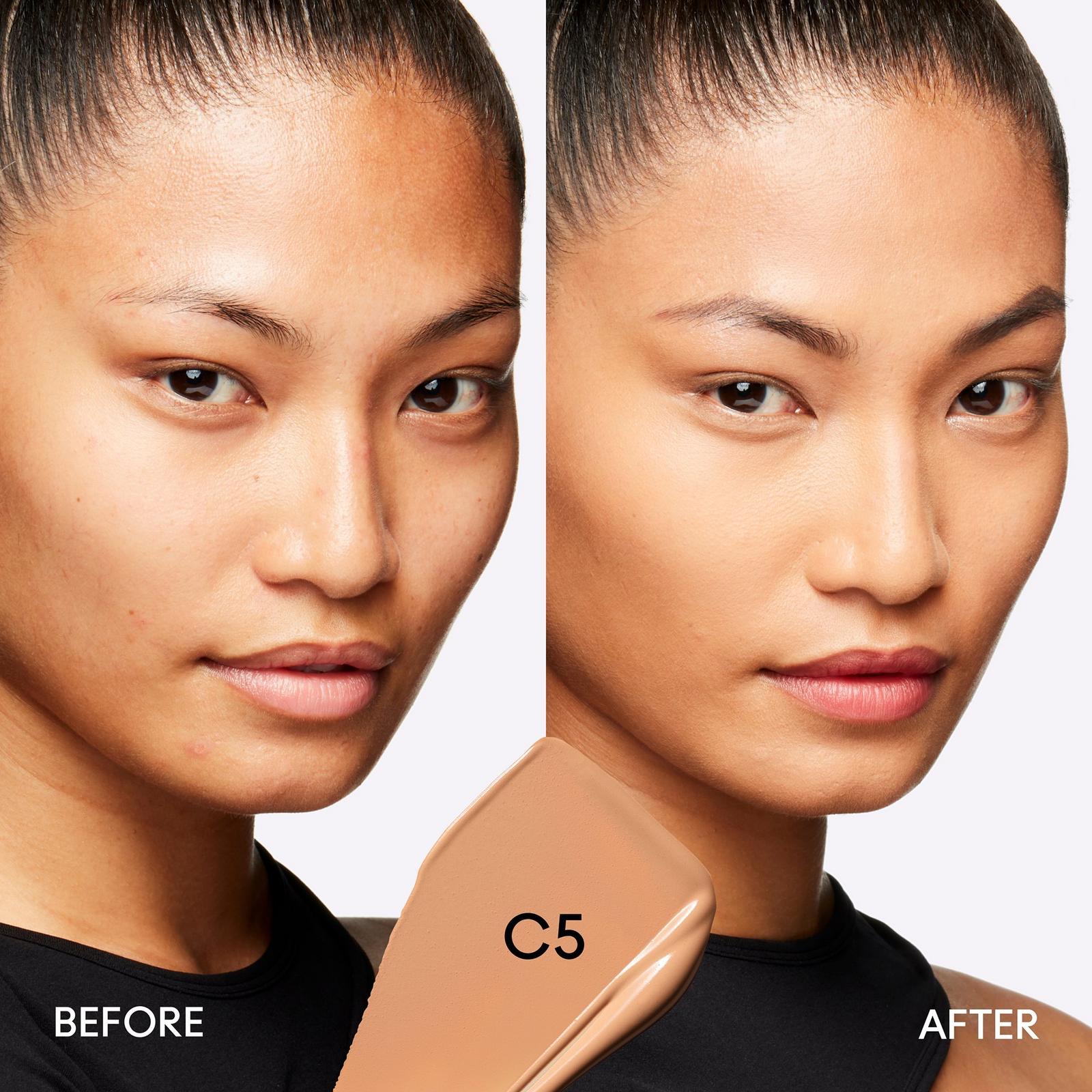 Studio Fix Fluid SPF15 24HR Matte Foundation + Oil Control - C5