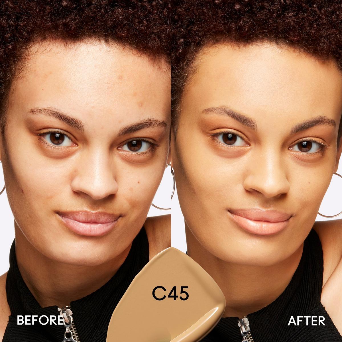 Studio Fix Fluid SPF15 24HR Matte Foundation + Oil Control