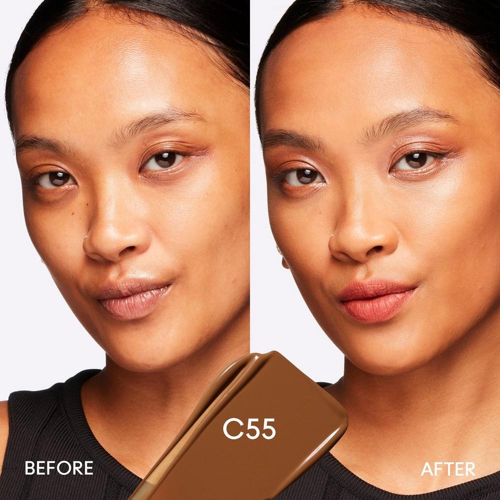 Studio Fix Fluid SPF15 24HR Matte Foundation + Oil Control