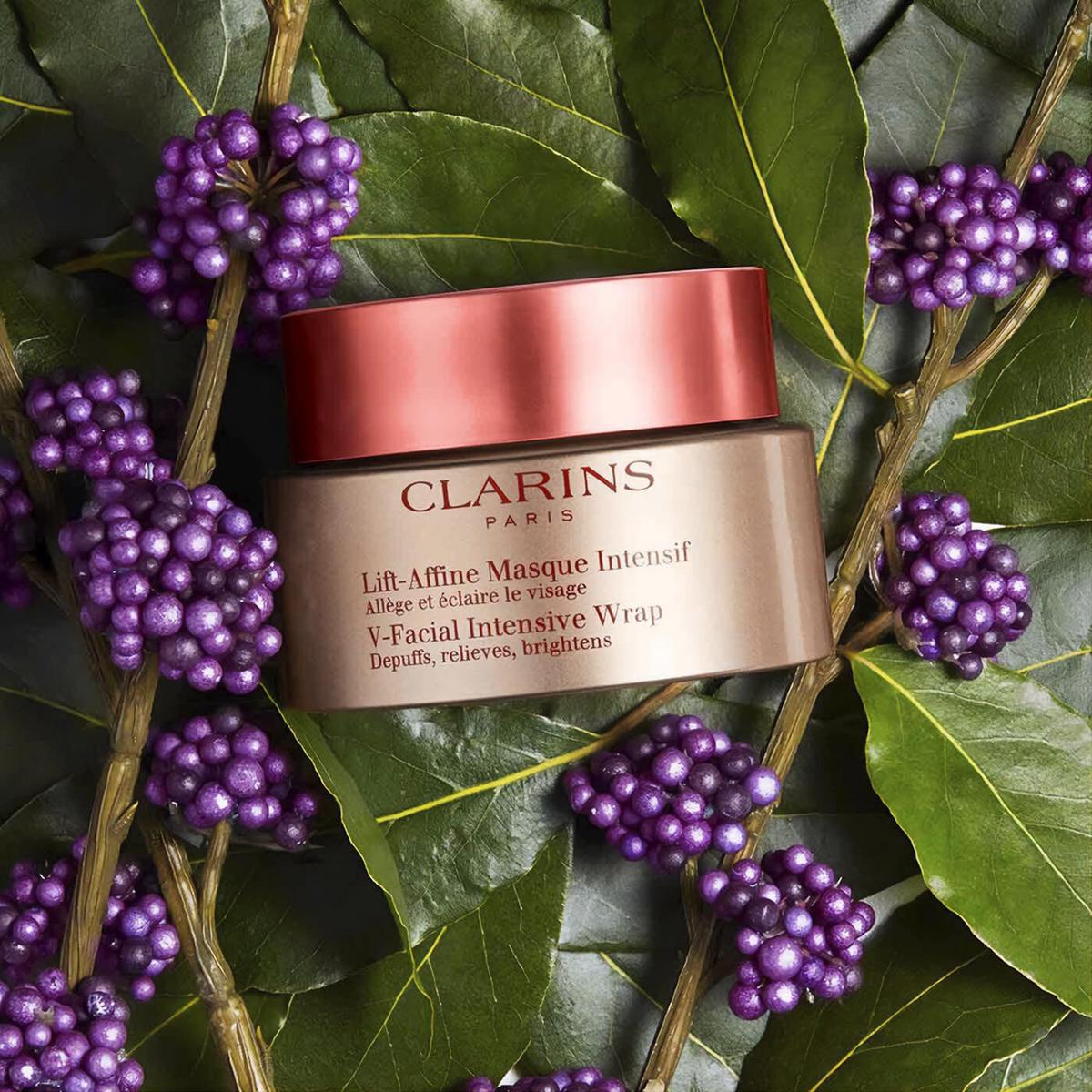 NEW Clarins offers V-Facial Instant Depuffing Face Mask