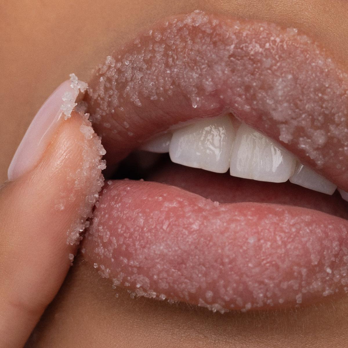 Exfoliating Lip Scrub