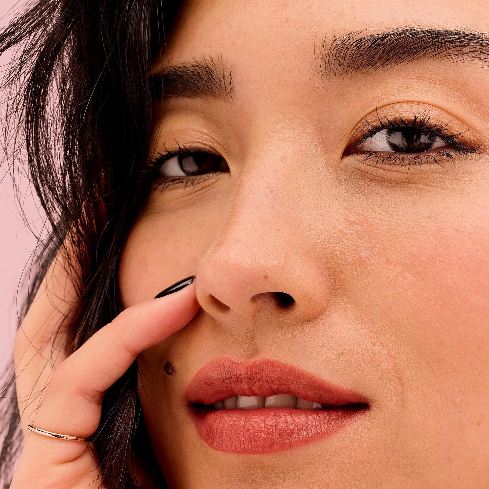 Plushtint Moisturizing Matte Lip Tint