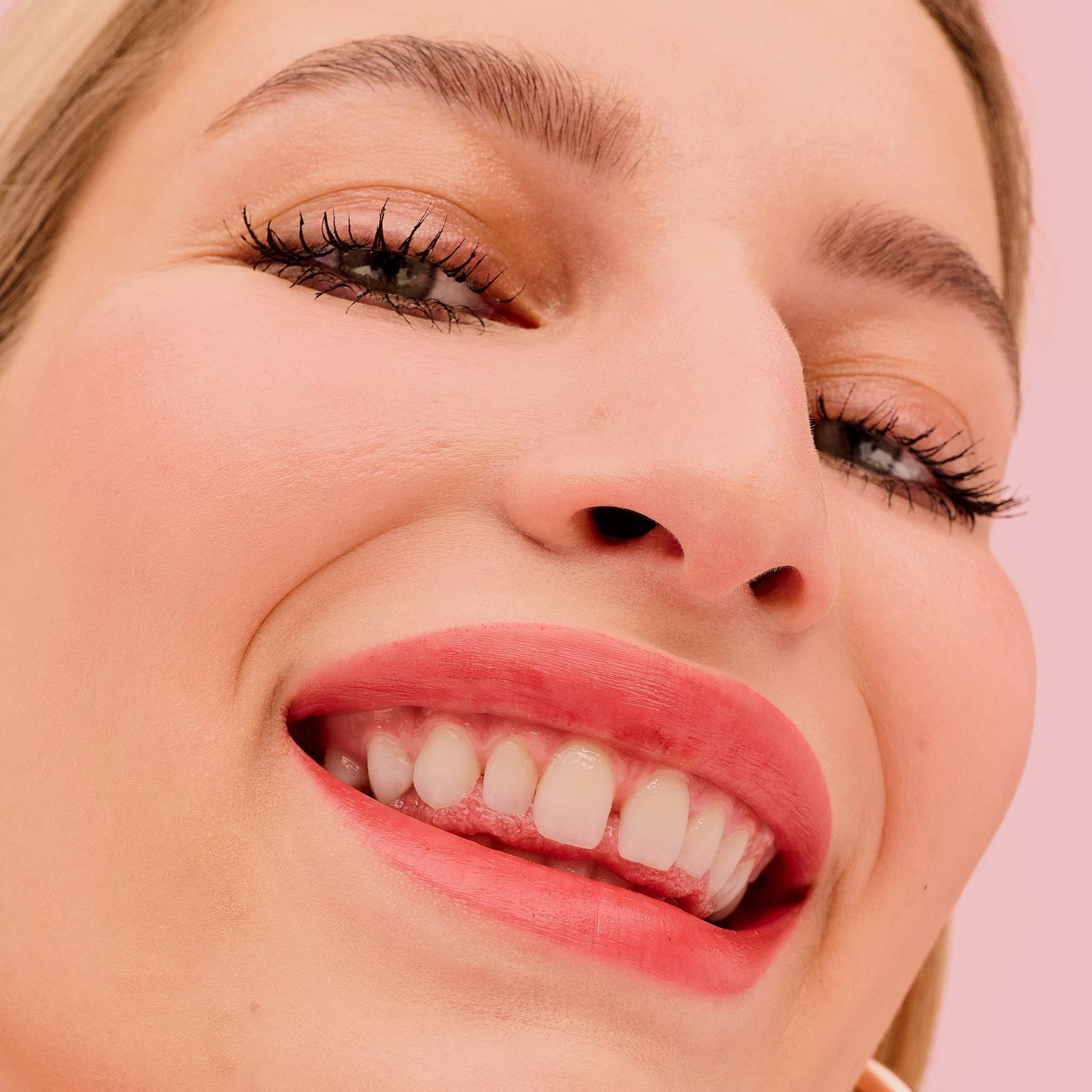 Plushtint Moisturizing Matte Lip Tint