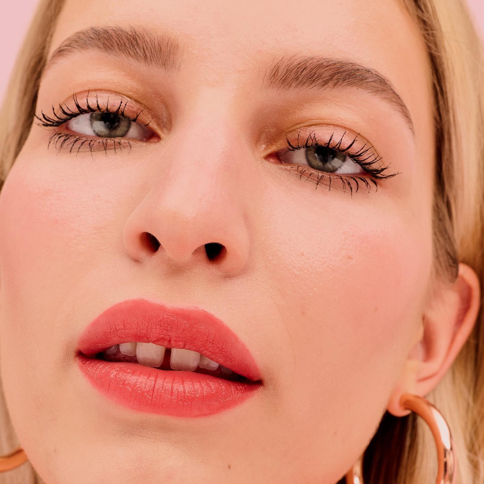 Plushtint Moisturizing Matte Lip Tint