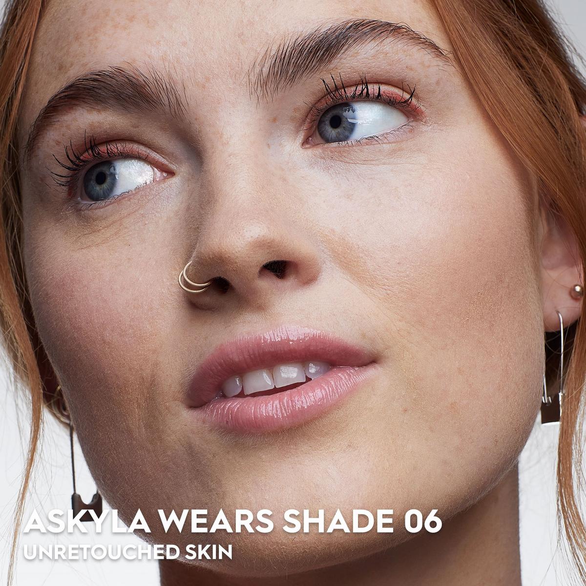 Face Bond Self-Setting Waterproof Foundation