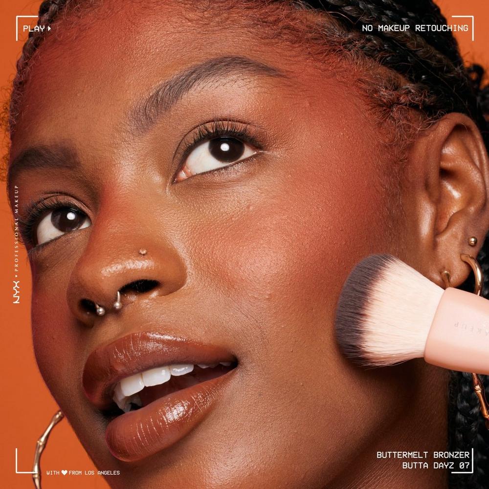 Buttermelt Pressed Powder Natural Finish Bronzer