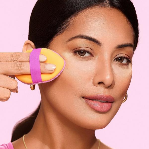 Real Techniques Miracle Complexion Sponge + Miracle 2-In-1 Powder Puff #5