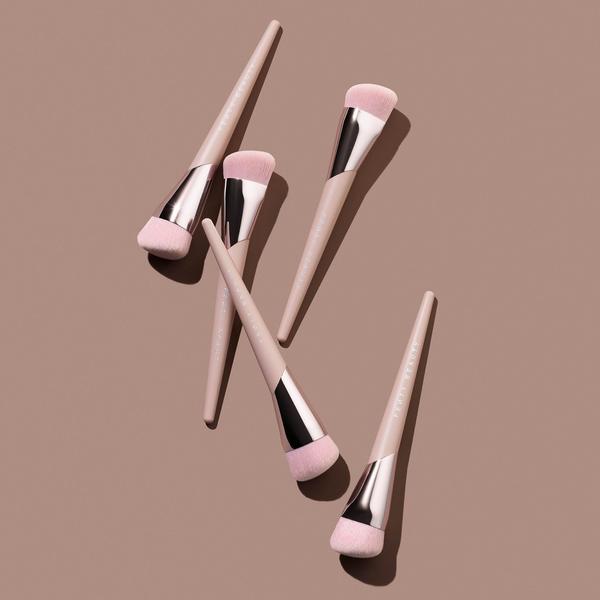 FENTY BEAUTY by Rihanna Foundation Brush 145 #3