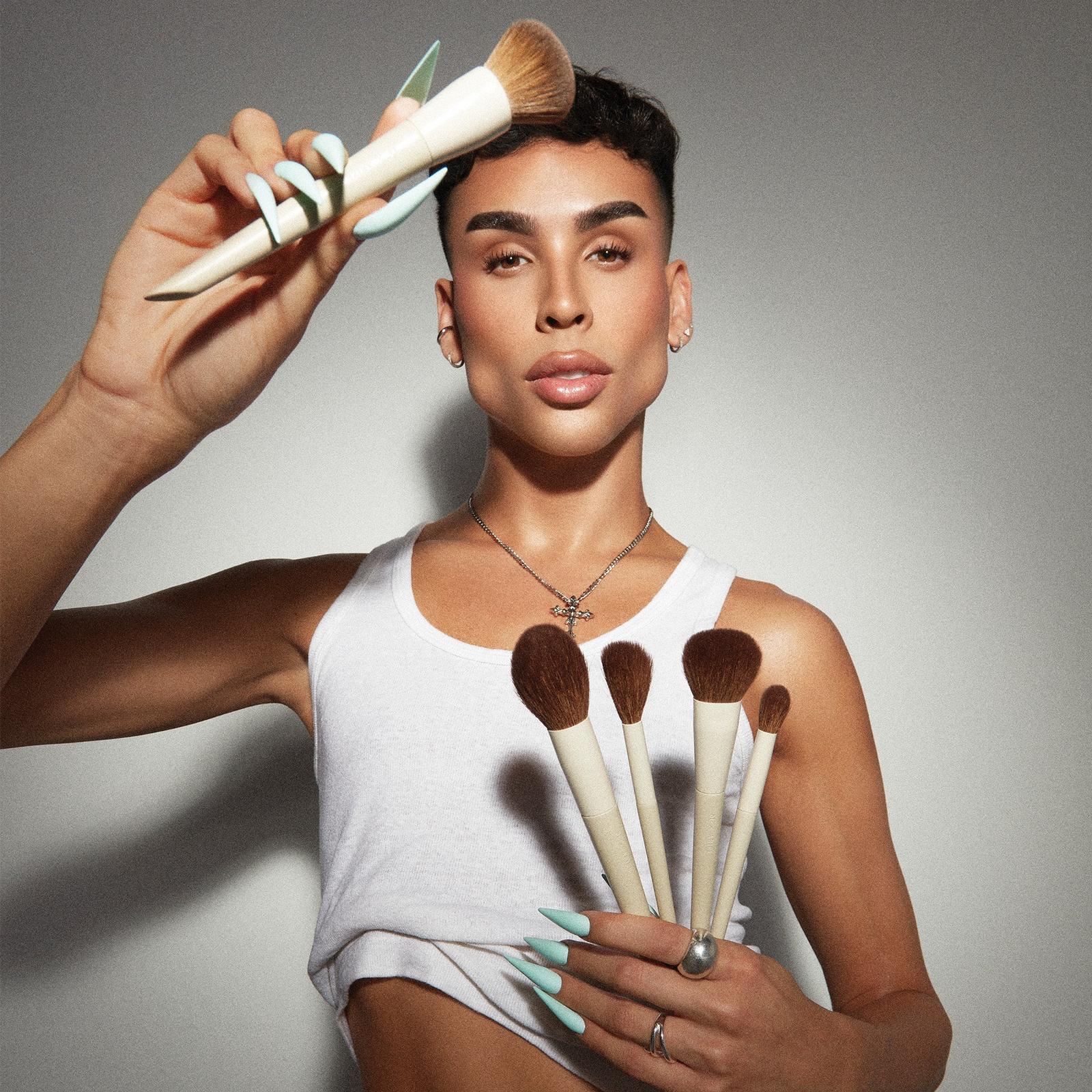 Morphe X Ariel A14 Signature Precision Setting Brush