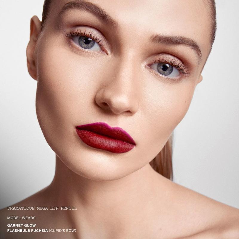 PAT McGRATH LABS - Flashbulb Fuchsia Dramatique Mega Lip Pencil