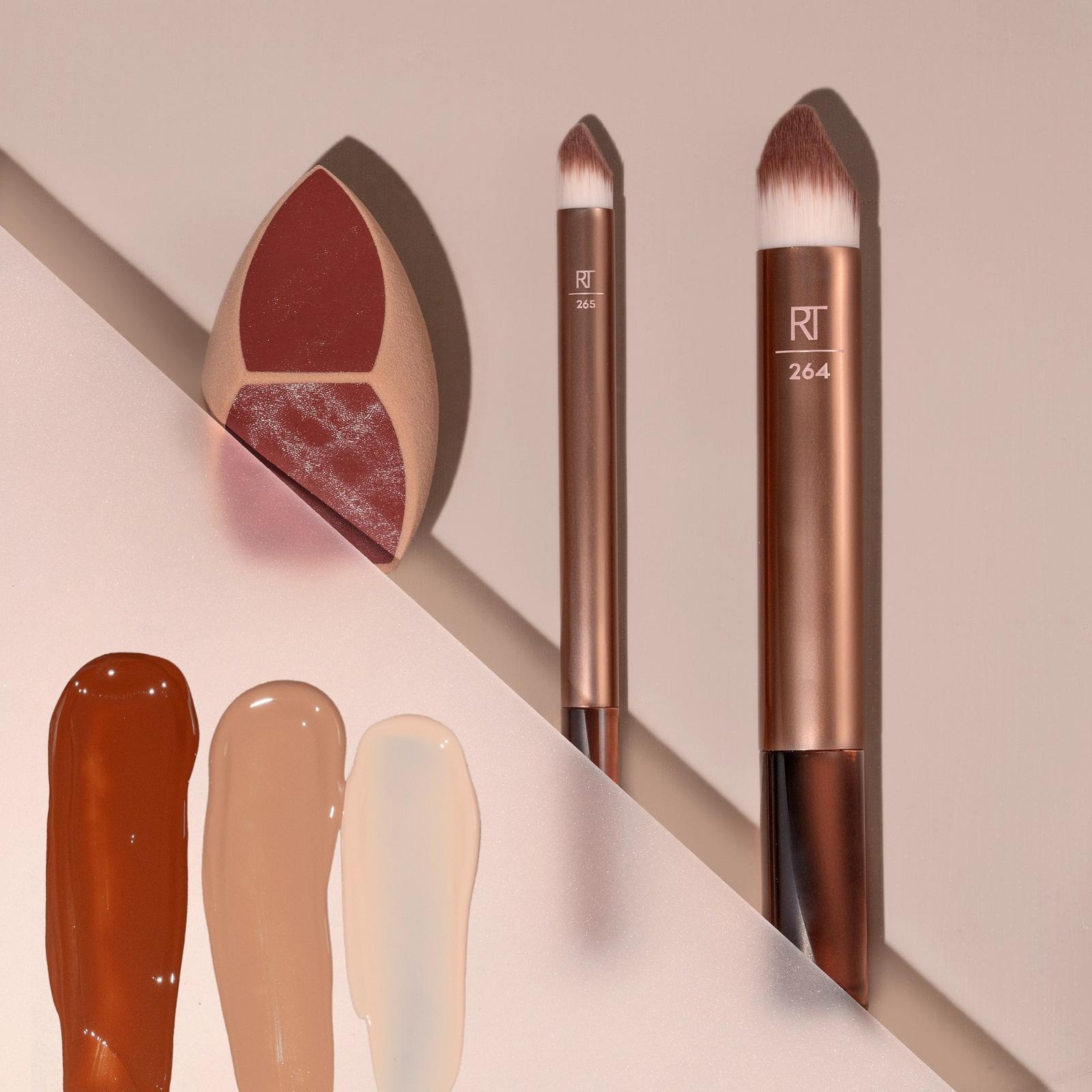 Makeupsaver Blending Sponge + Makeup Brush Trio
