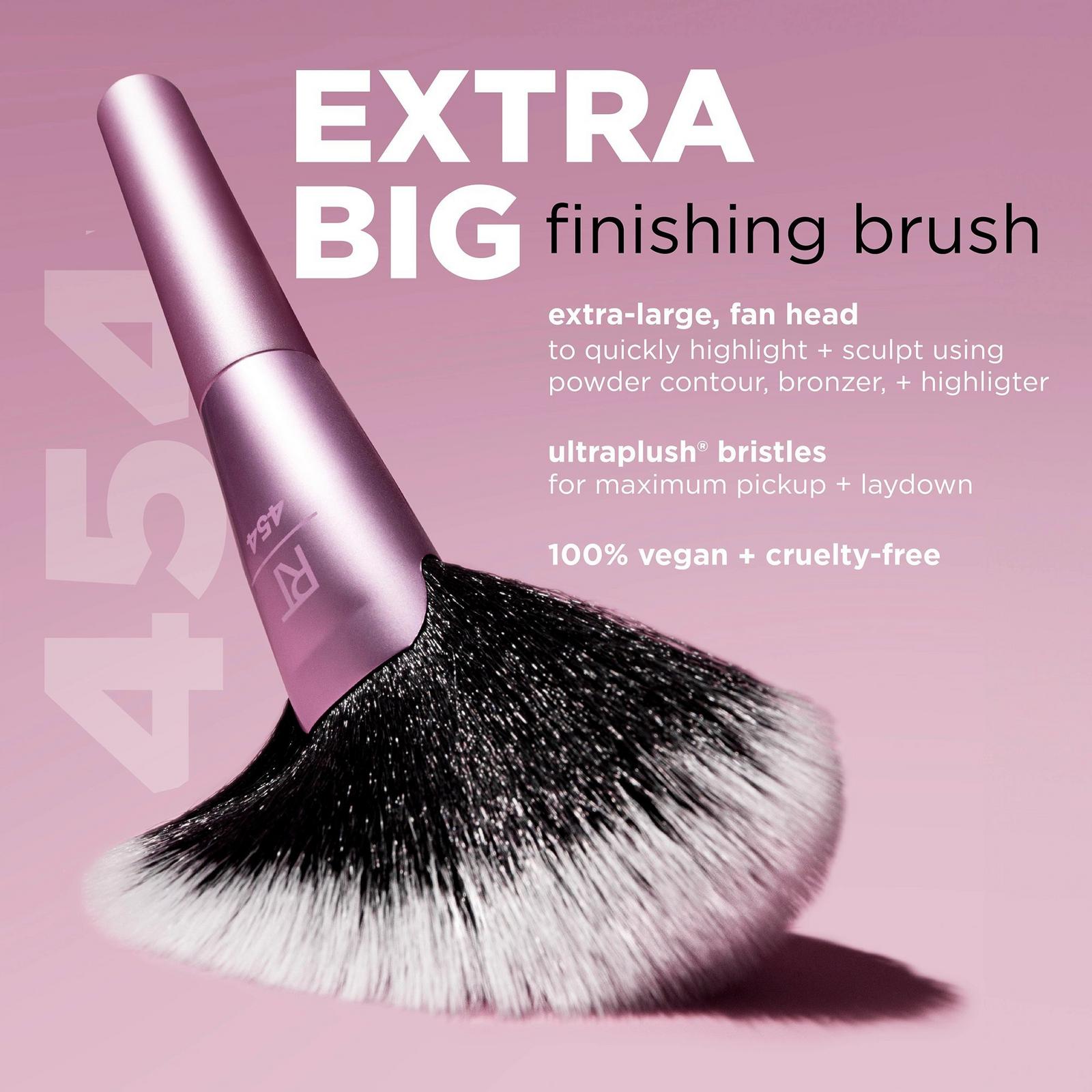 Extra Big Finishing Makeup Brush