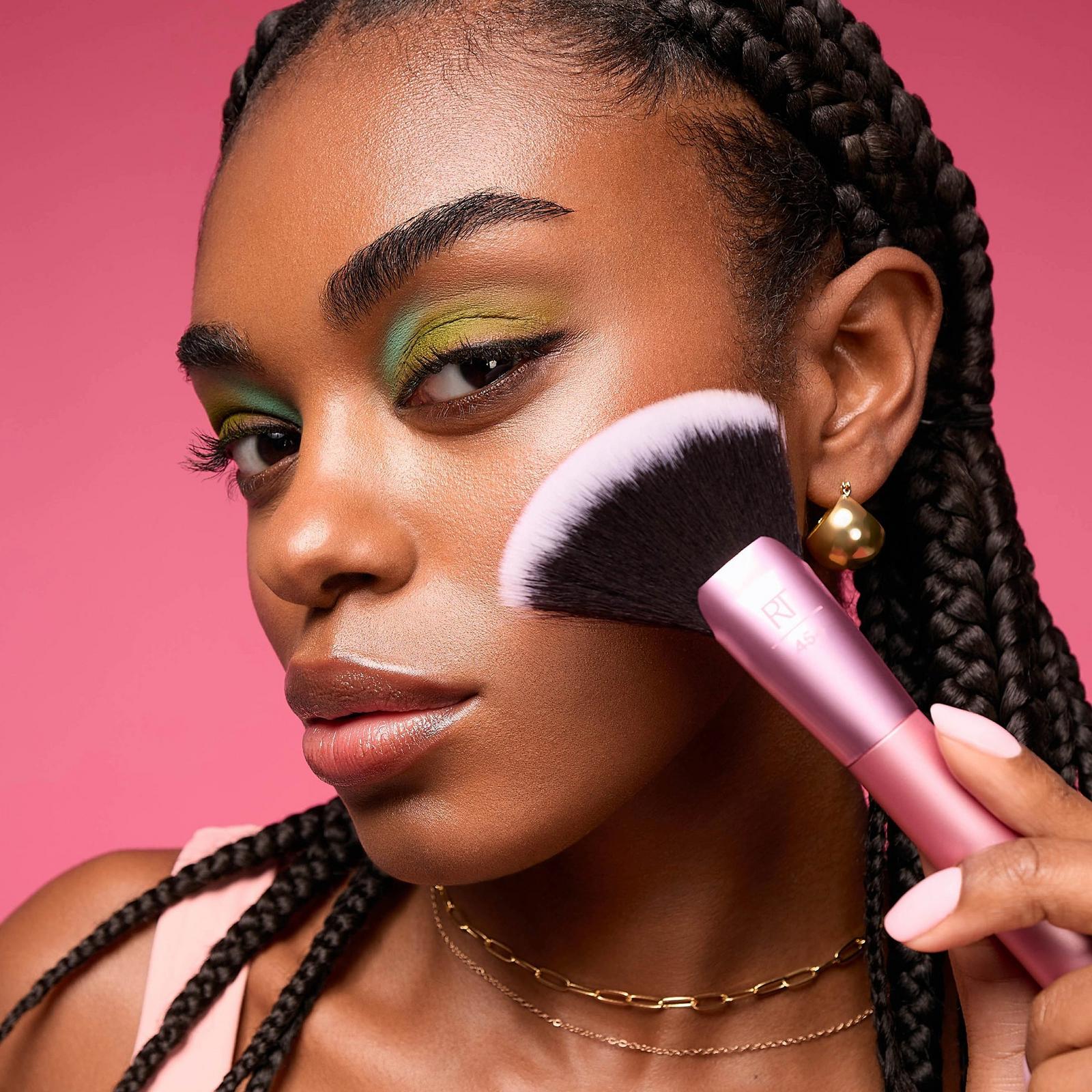 Extra Big Finishing Makeup Brush
