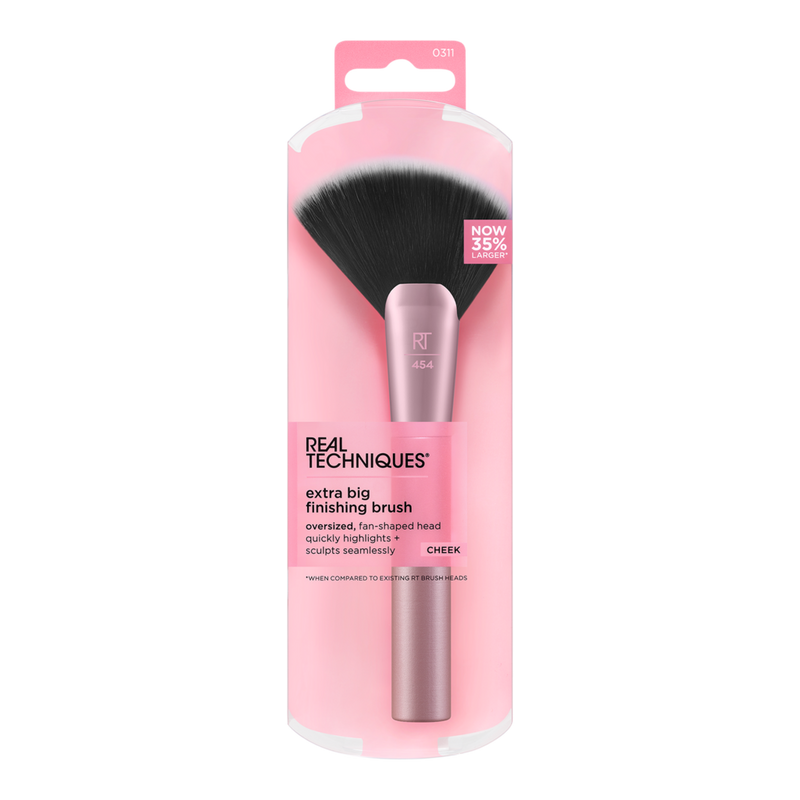 Real Techniques Extra Big Finishing Makeup Brush #7