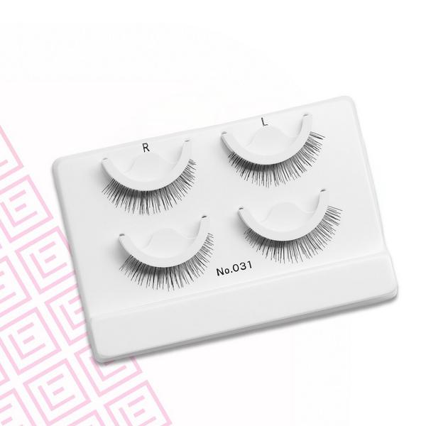 Eylure Naturals Pre-Glued No. 031 Eyelashes Twin Pack #2