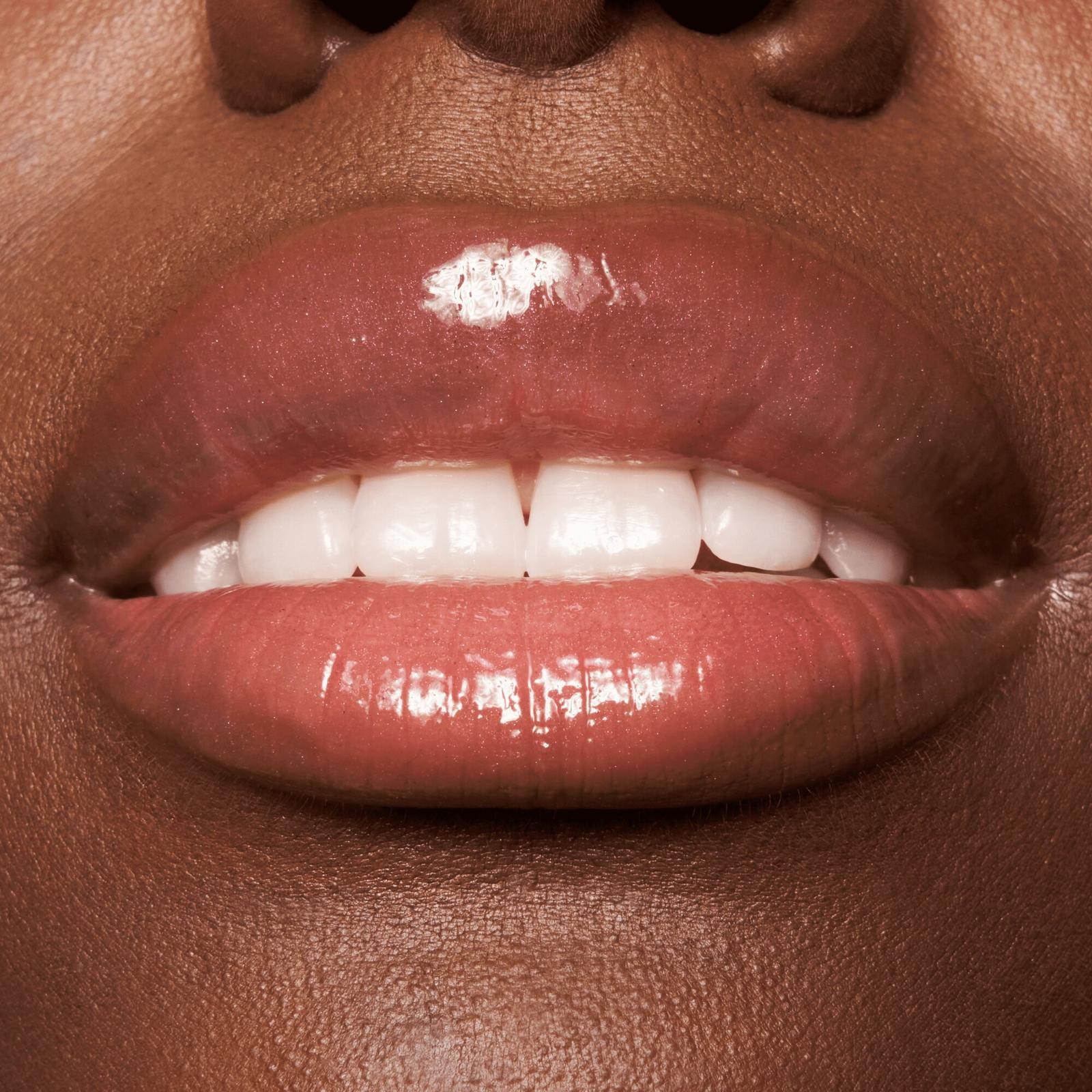 The Super Balm Glossy Lip Treatment