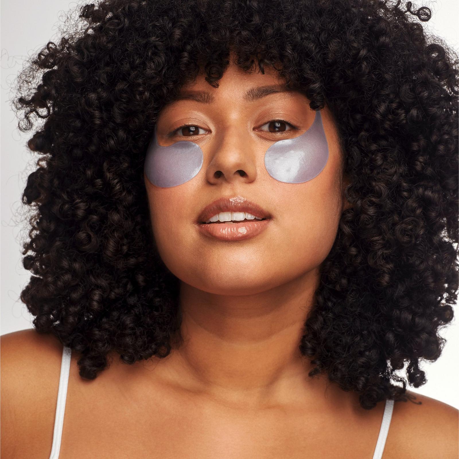 On The Fly Travel Facial Kit