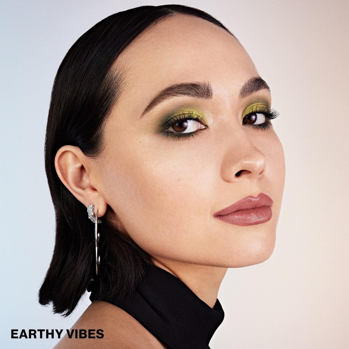 Always On Mood Board Eye Shadow Palette