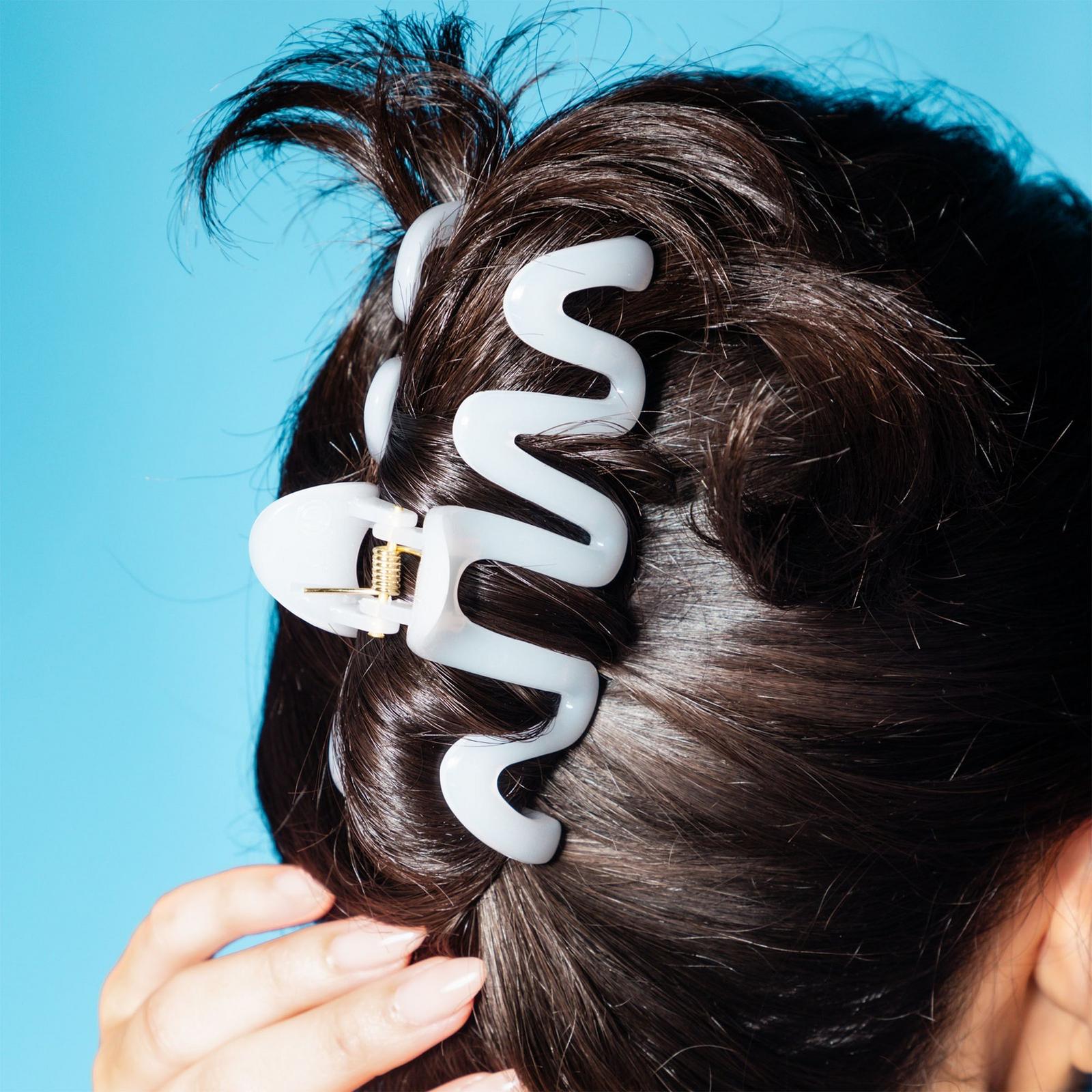 Medium Hair Squiggle 2.0 Claw Clip - Pink/White