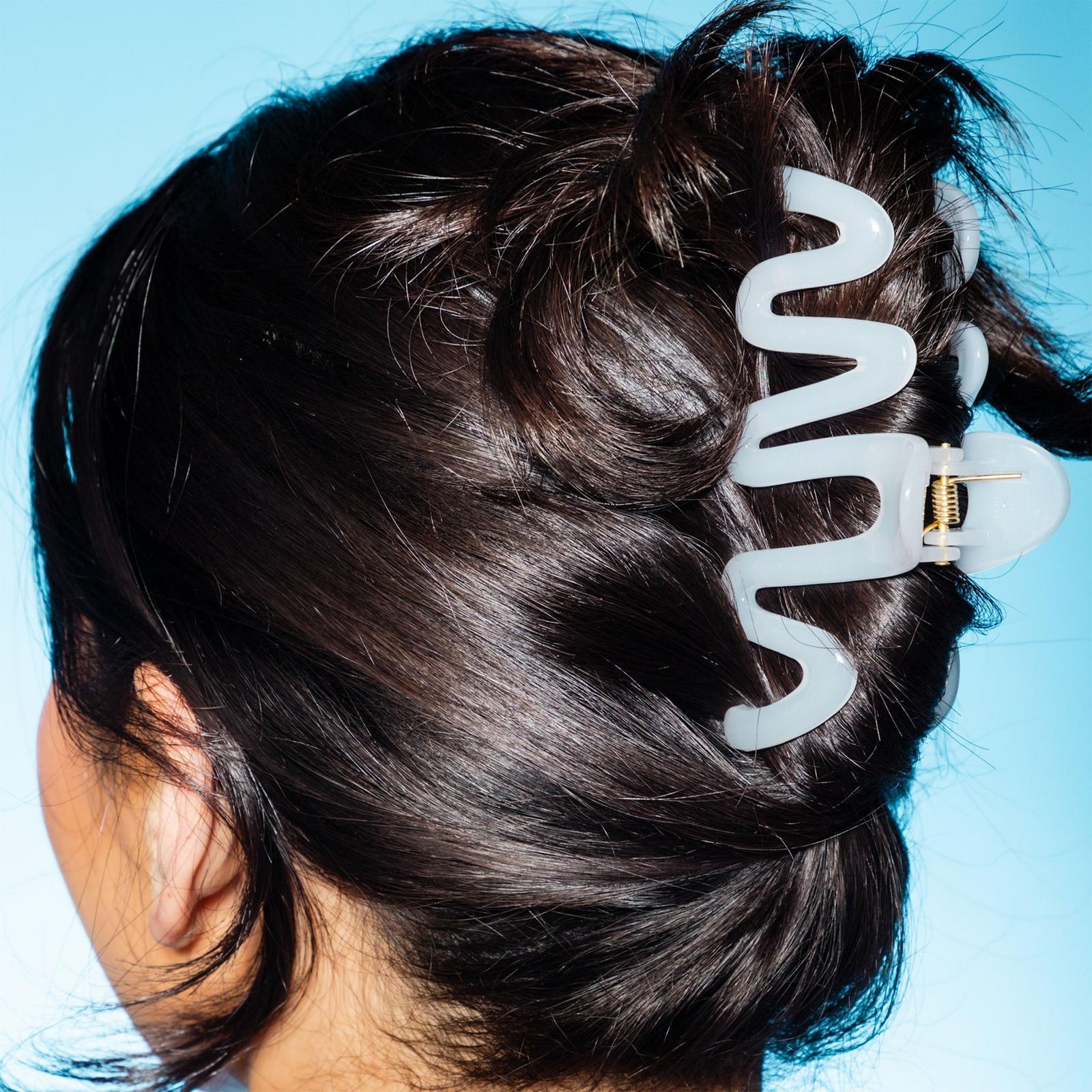 Medium Hair Squiggle 2.0 Claw Clip - Pink/White