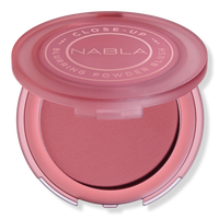 Close-Up Blurring Powder Blush
