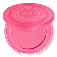 Close-Up Blurring Powder Blush