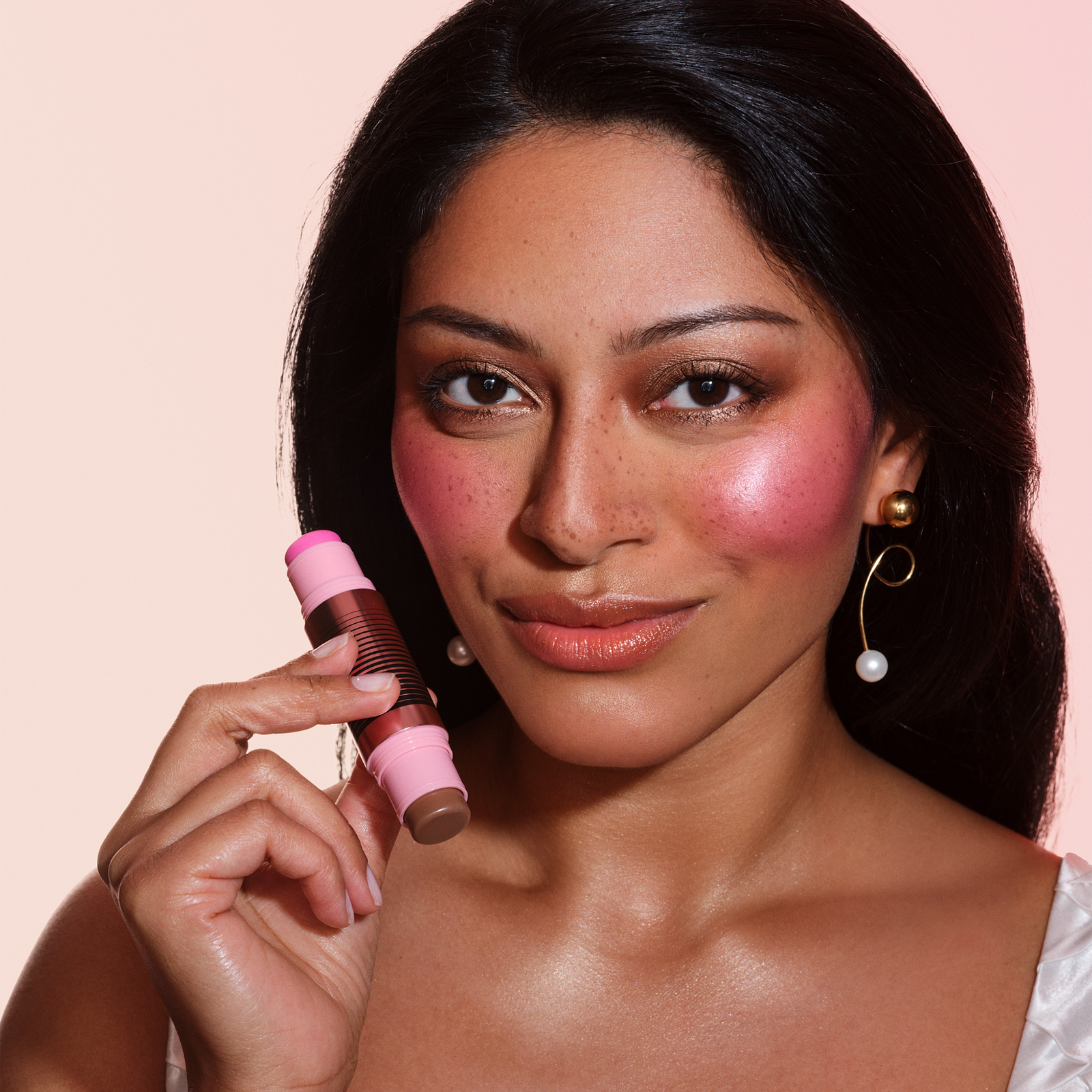 GlowTour Duo Shimmering Blush + Contour Stick