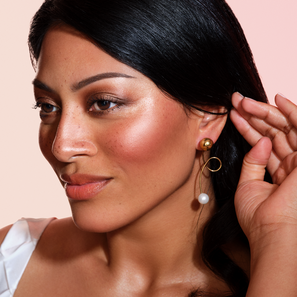 GlowTour Duo Shimmering Blush + Contour Stick