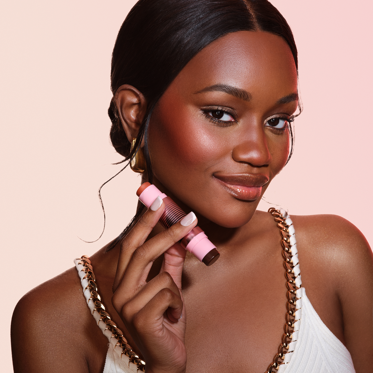 GlowTour Duo Shimmering Blush + Contour Stick