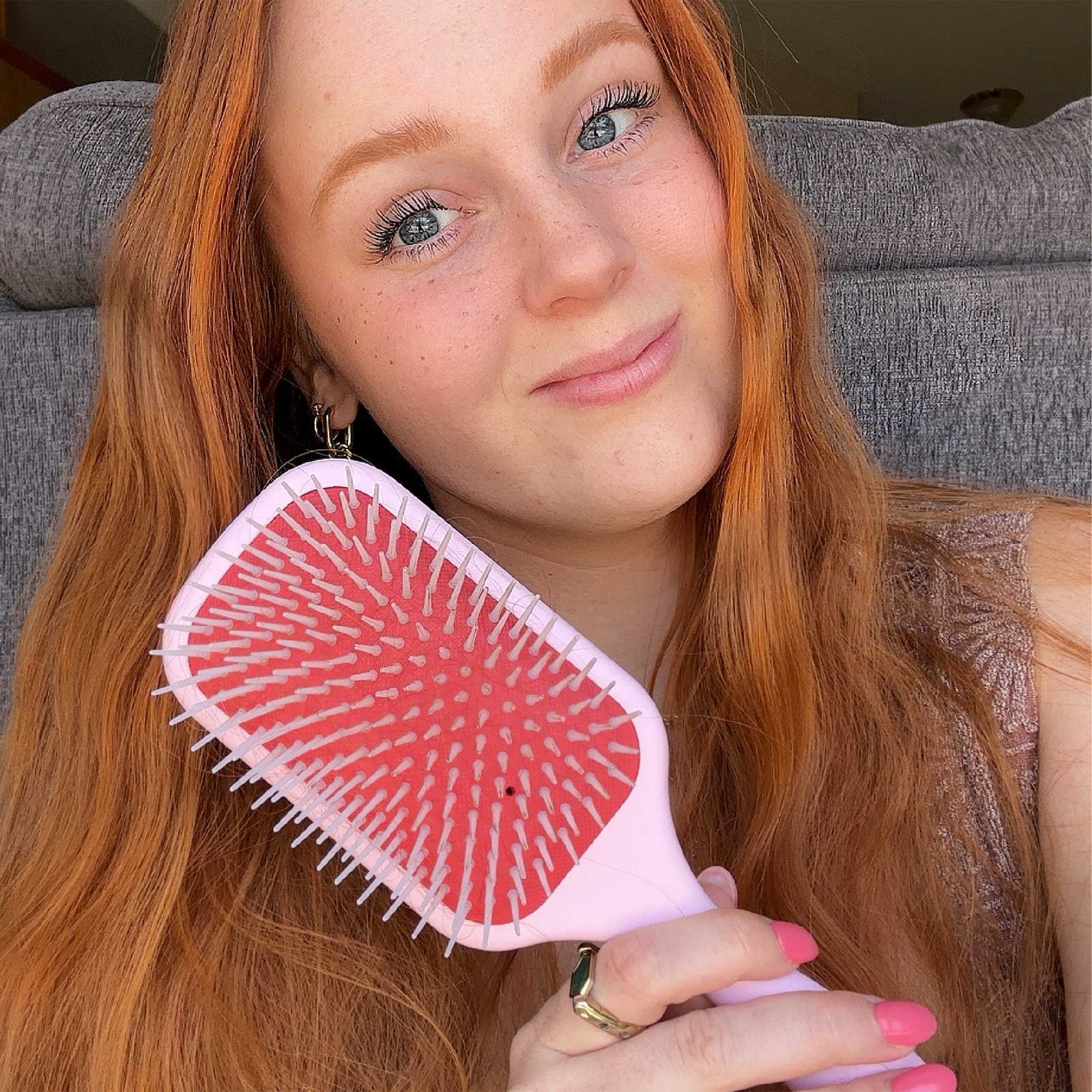 D38 Detangling and Styling Paddle - Pink Crush