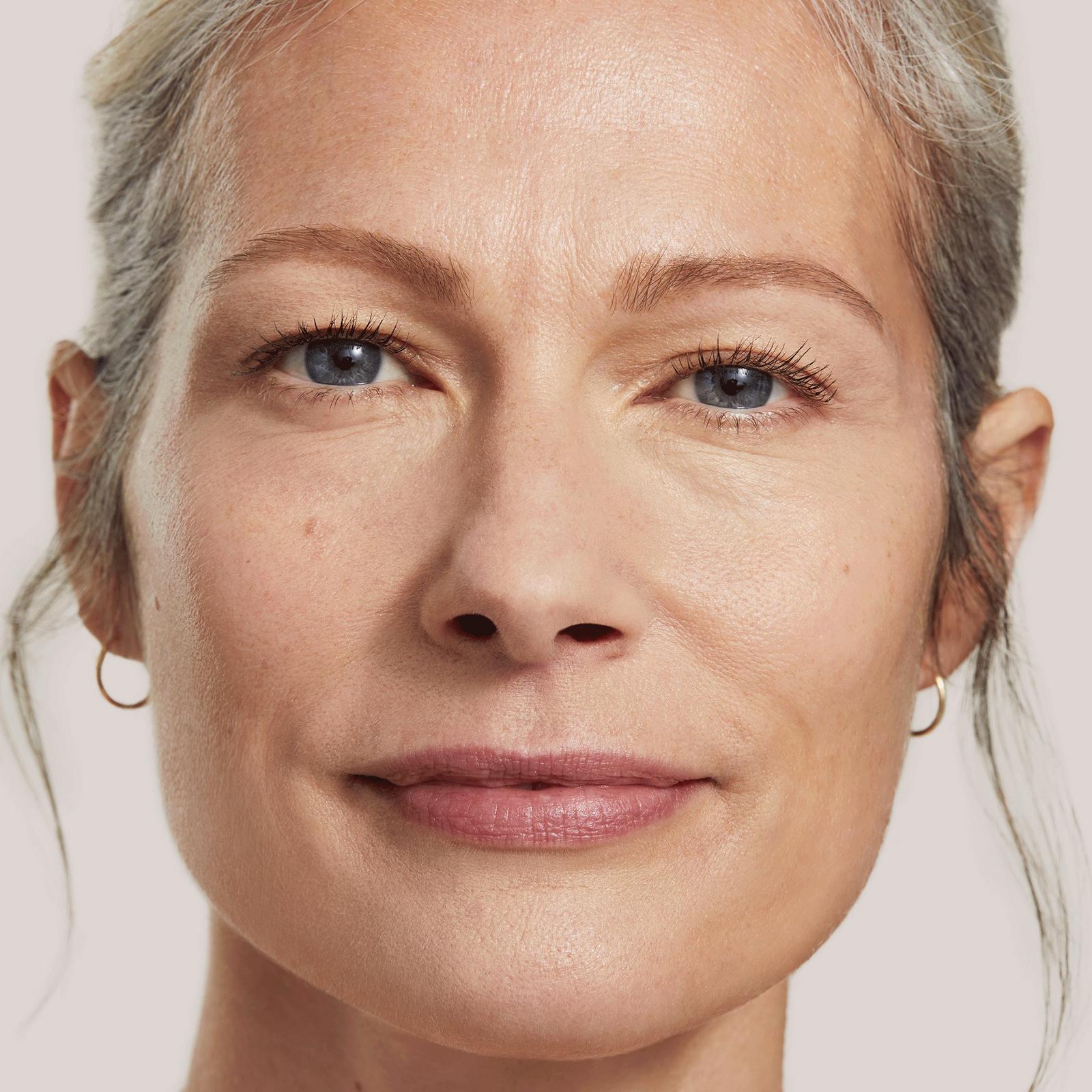 True Skin Serum Concealer - Chicory SC1