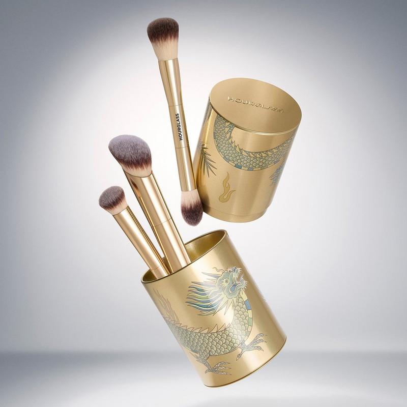 HOURGLASS メイクブラシセット ゴールド HOURGLASS - Dragon Complexion Essentials Brush Set | Ulta Beauty