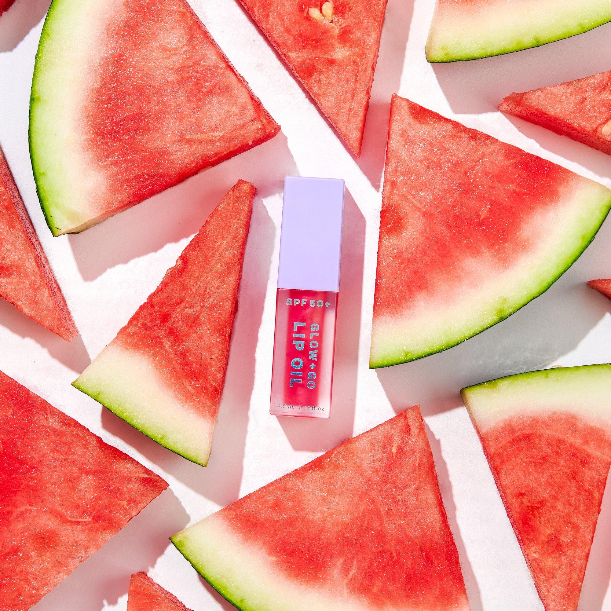 Масло для губ Naked Sundays Go + Glow с SPF 50, цвет: Арбузный — фото 6