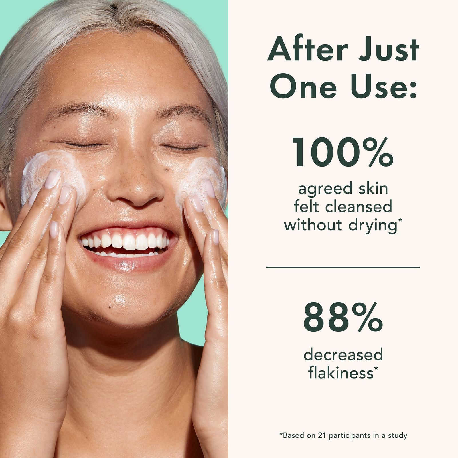 Miracle Clear Exfoliating Cleanser