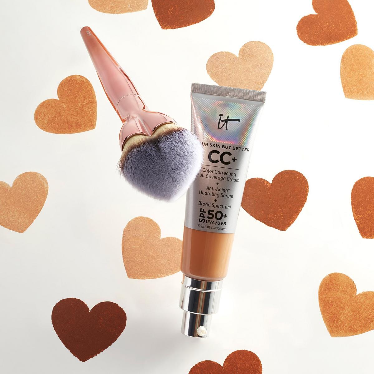 IT Cosmetics Love Is The Foundation Brush - 2022 Limited Edition ULTA Exclusive authentic