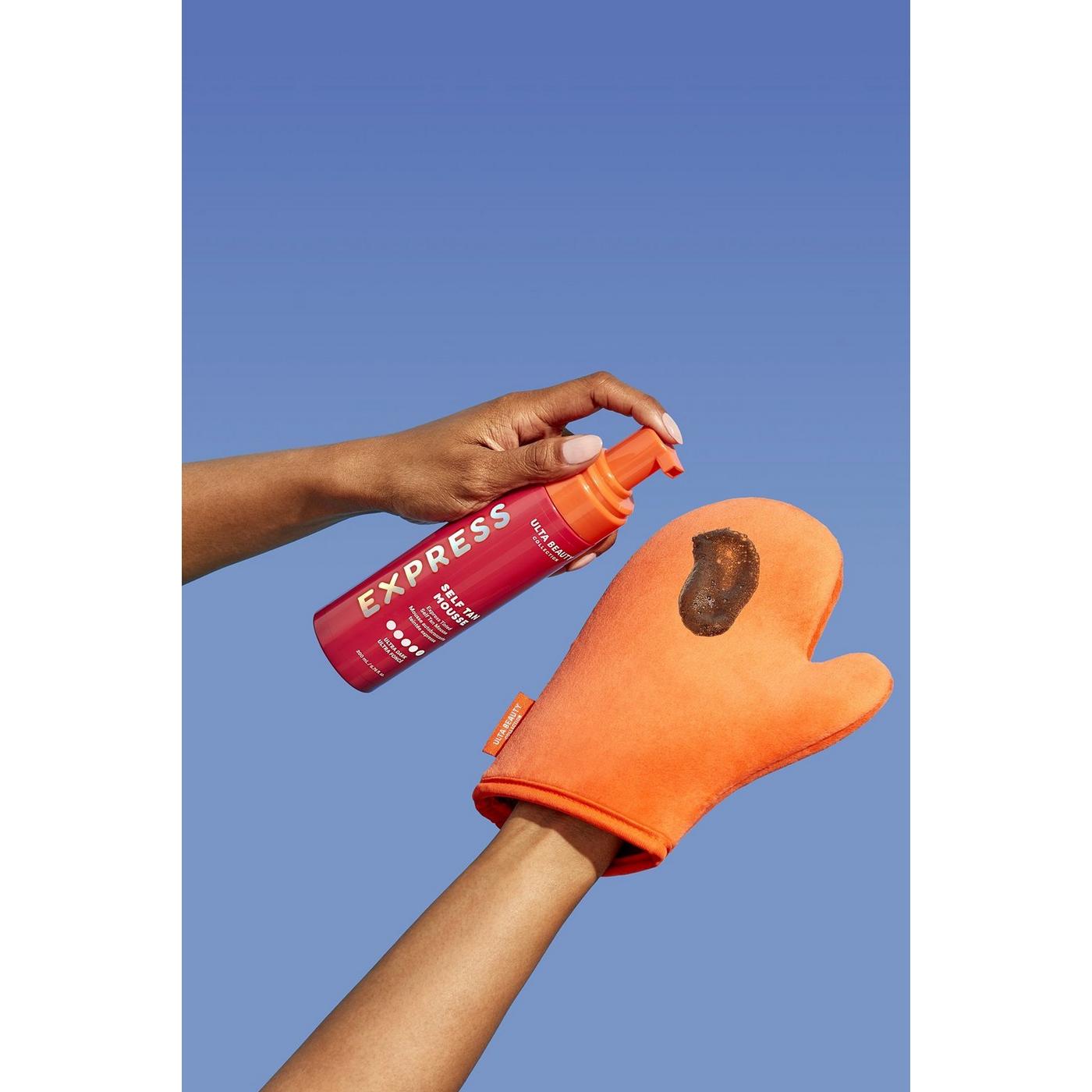 Velvet Self Tanning Mitt