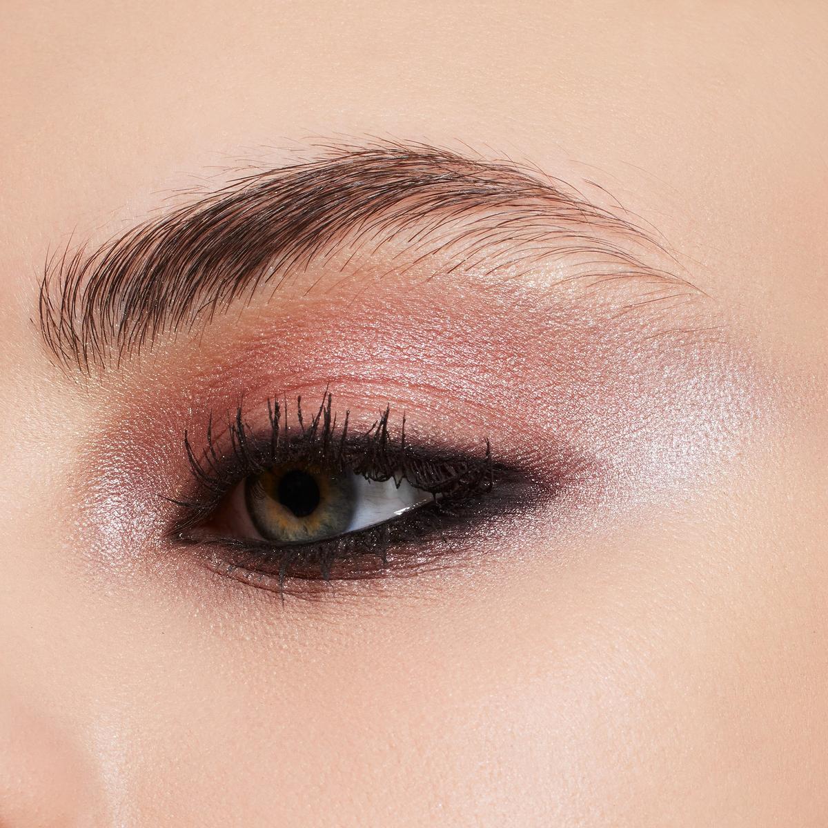 MAC - Rose To The Occasion Treasured Eye Shadow Palette