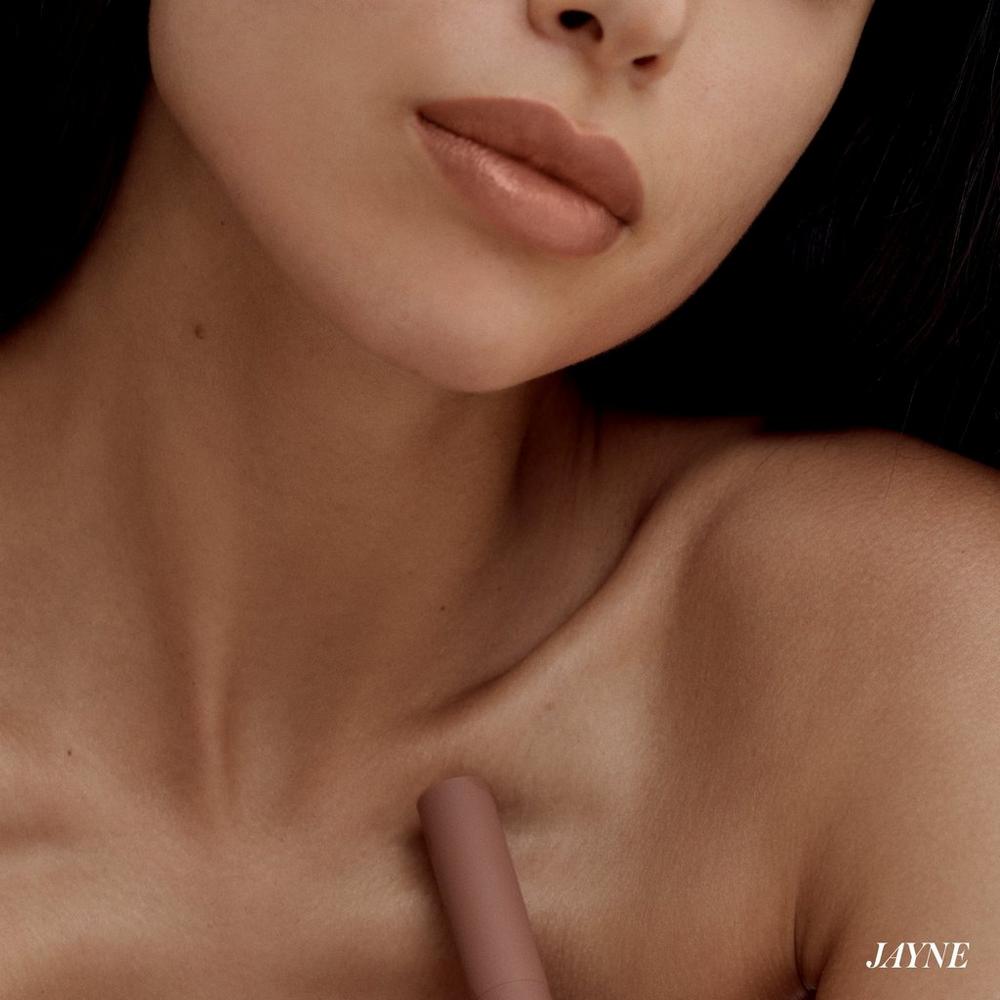 Legendary Serum Lipstick: The Nudes - Jayne