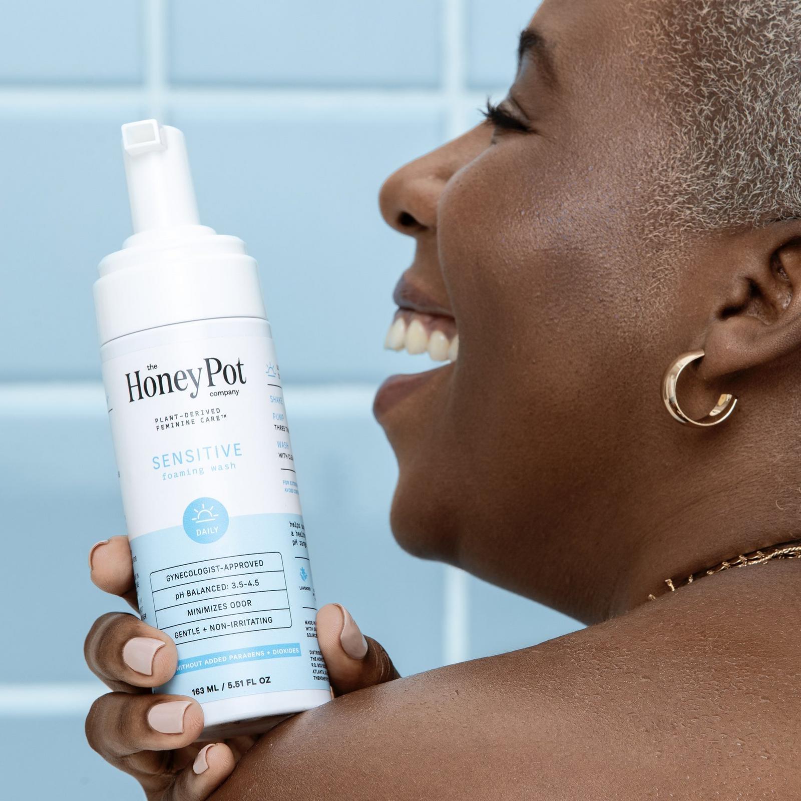 Sensitive Feminine Foaming Wash