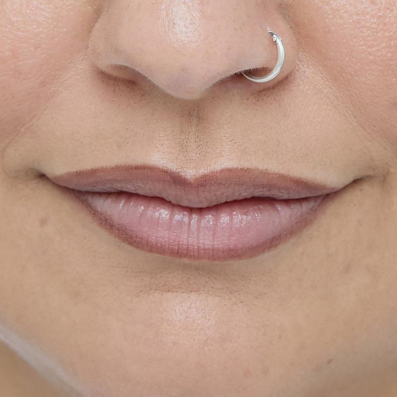 Pout Bomb Plumping Lip Liner
