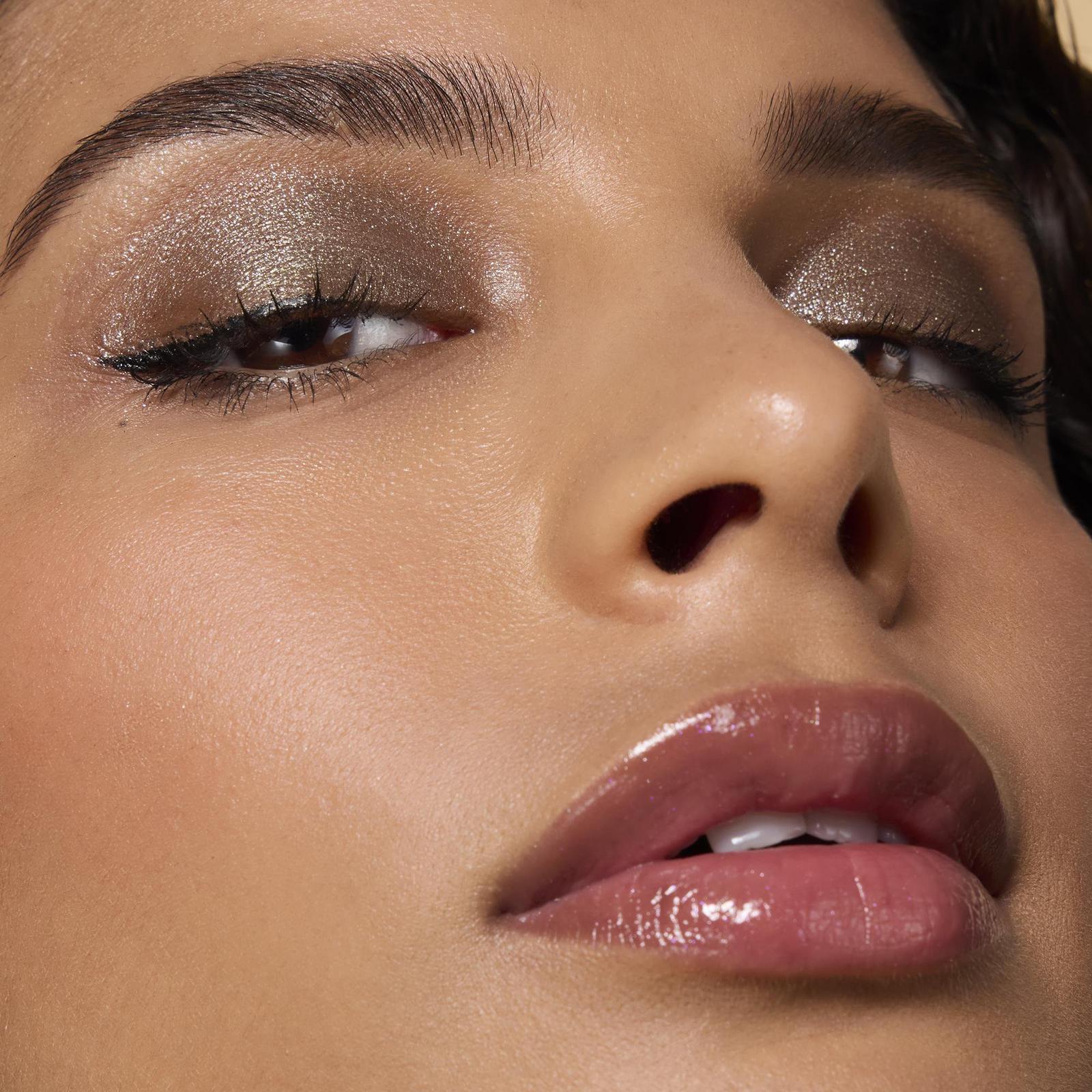Fine As Fleck Glitter Eyeshadow - Filthy Rich