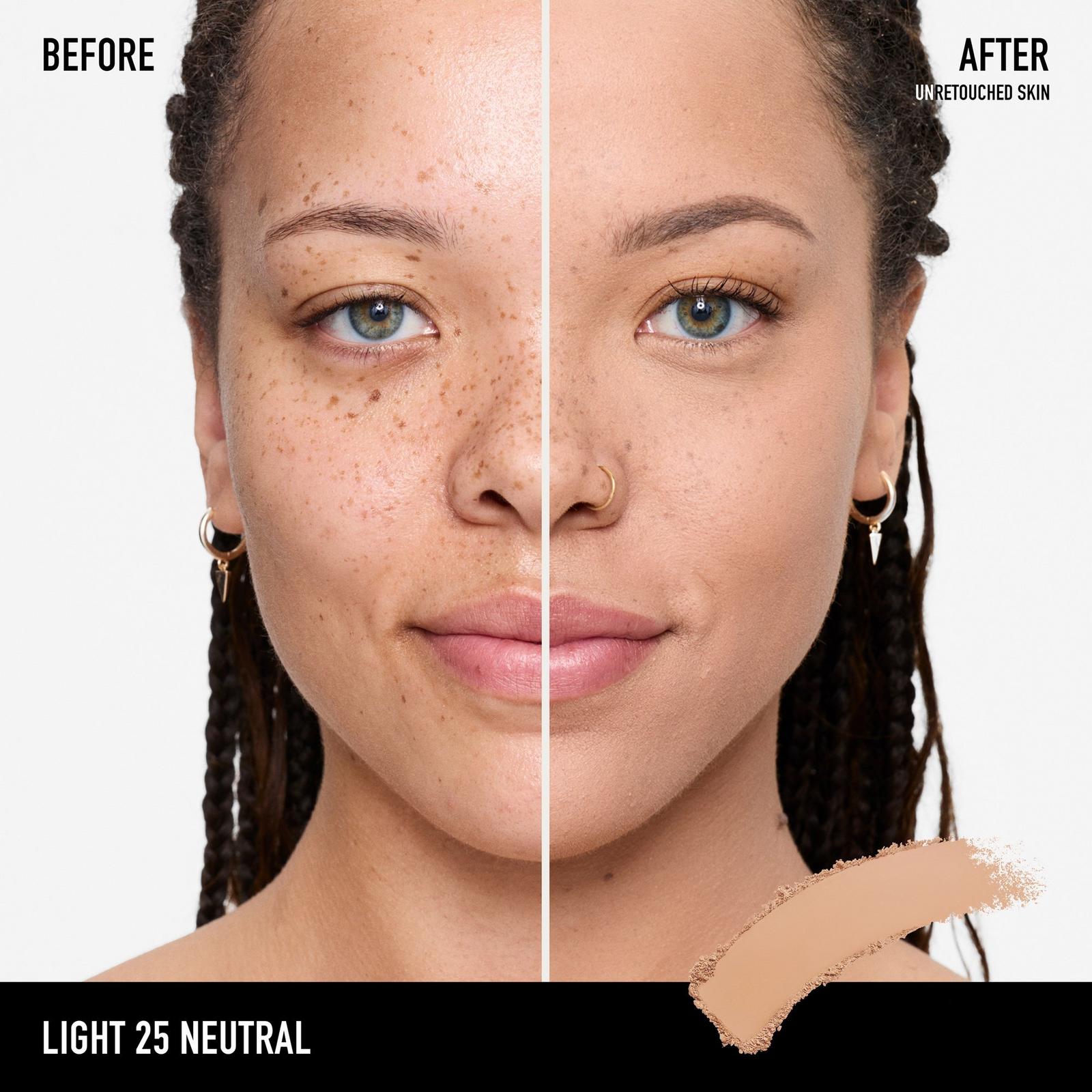 BAREPRO 24HR Skin Perfecting Talc-Free Matte Powder Foundation - Light 25 Neutral