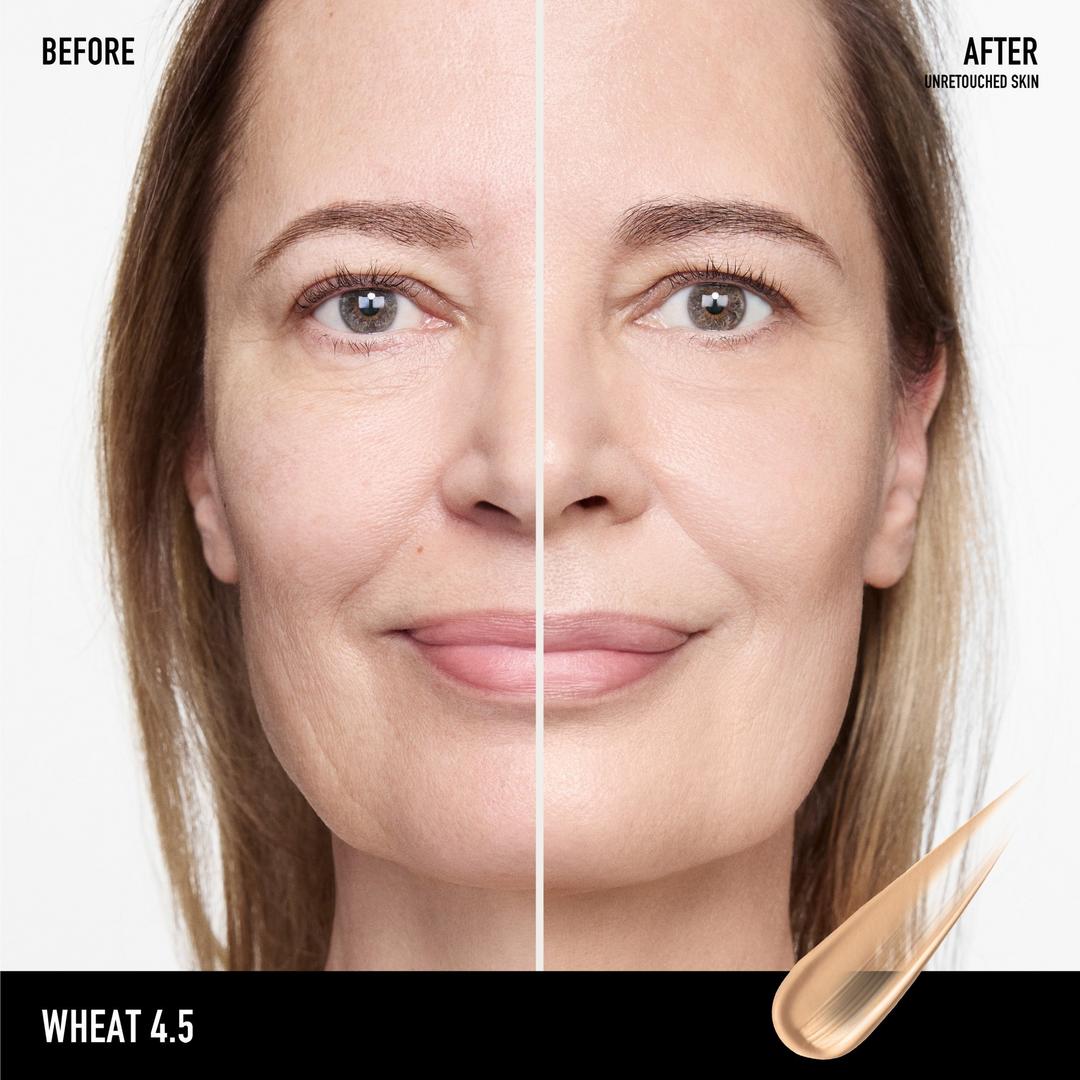 COMPLEXION RESCUE Tinted Moisturizer with Hyaluronic Acid and Mineral SPF 30 - Wheat 4.5