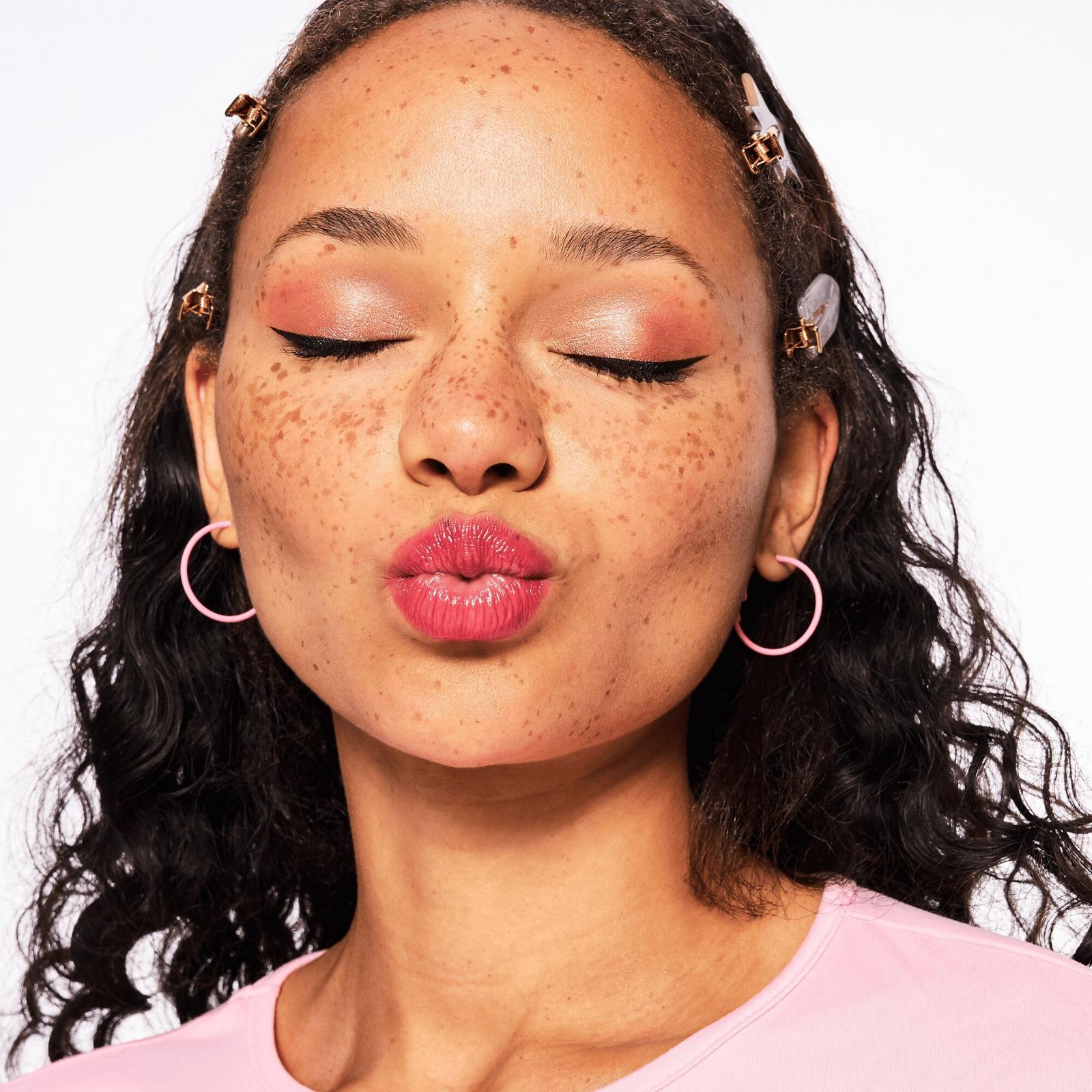Juicy Bomb Glossy Butter Balm