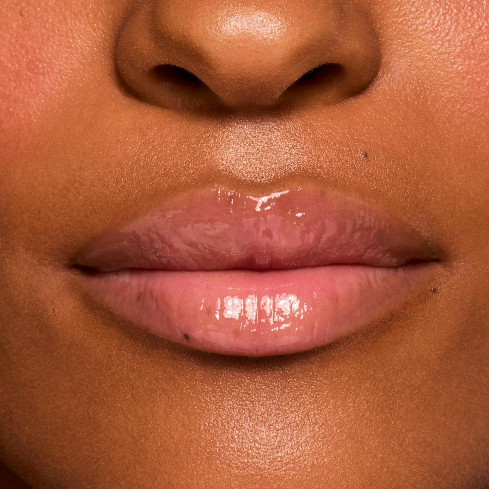 Fresh Kiss Glossy Lip Balm