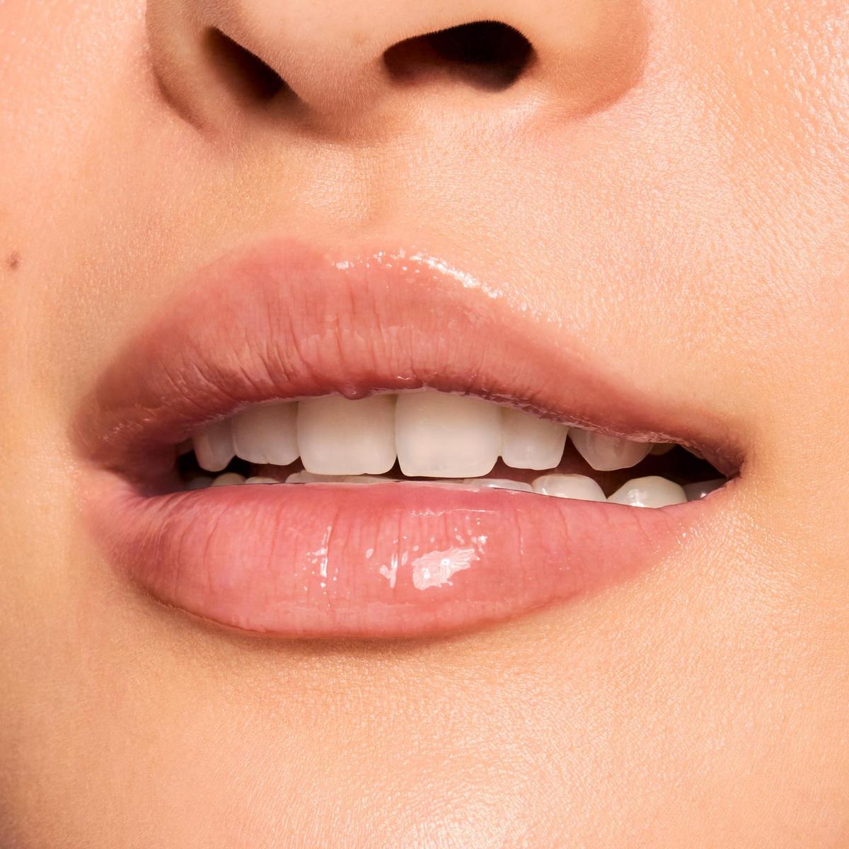 Fresh Kiss Glossy Lip Balm - Chocolate Milkshake