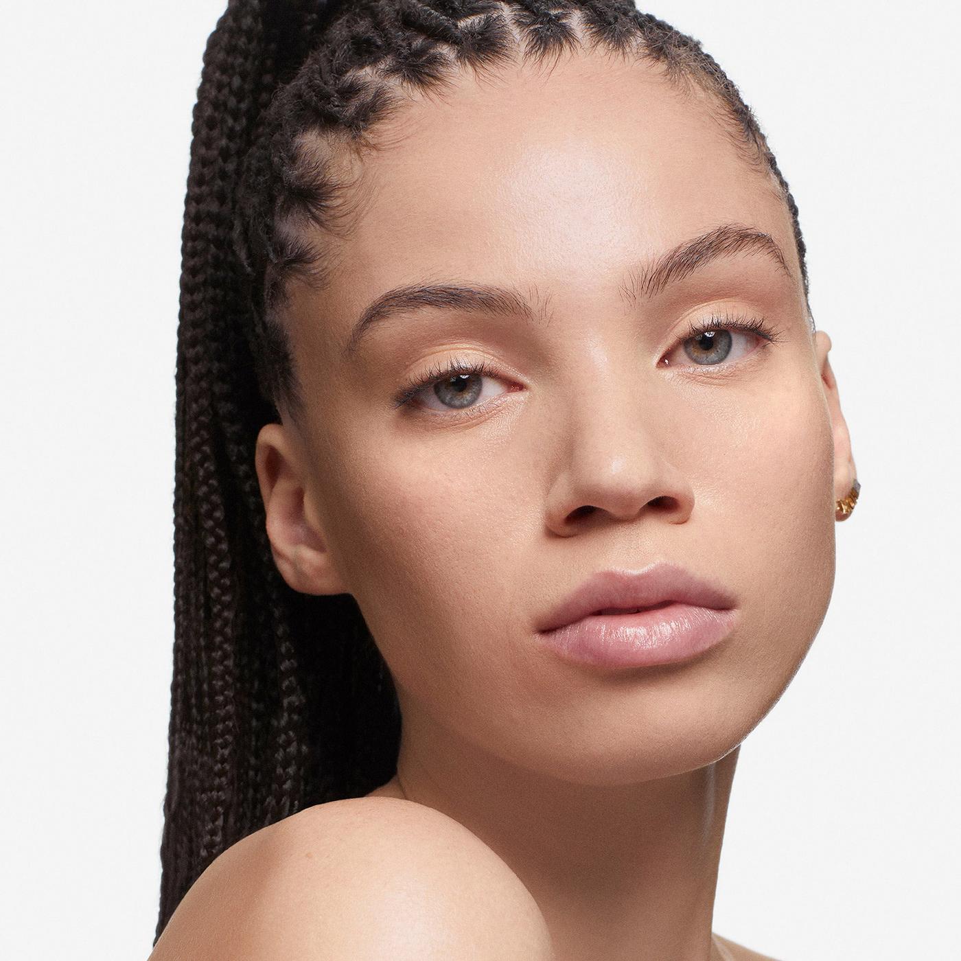 Forever Hydra Nude Foundation